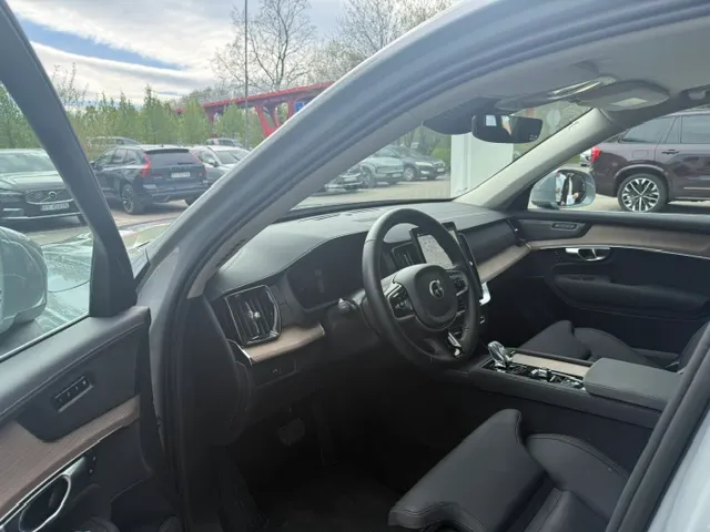 VOLVO XC90 XC90 B5 B AWD Plus Bright 7os aut