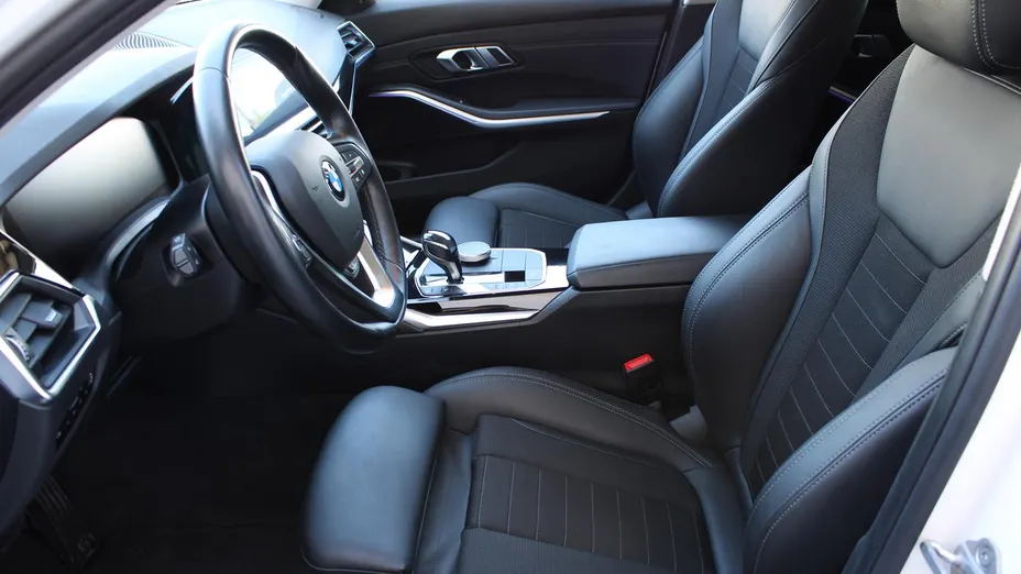 BMW Seria 3 320d xDrive Sport Line aut