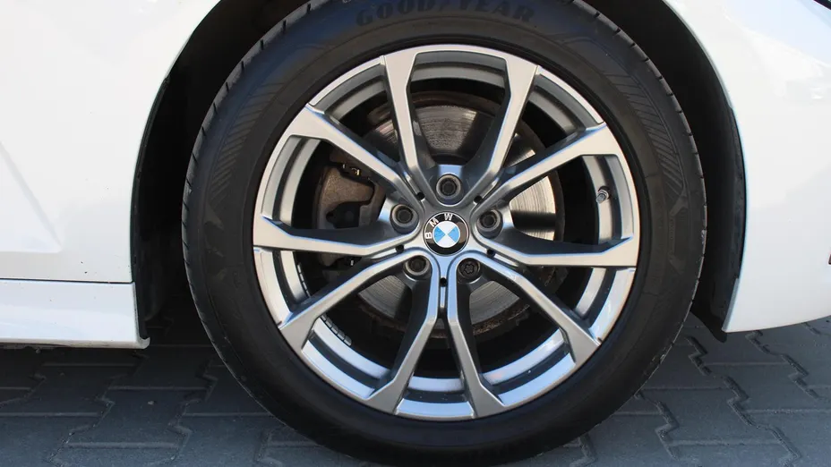 BMW Seria 3 320d xDrive Sport Line aut