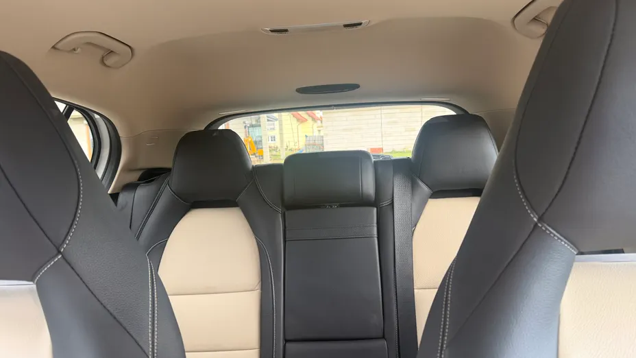MERCEDES-BENZ GLA GLA 220 4-Matic