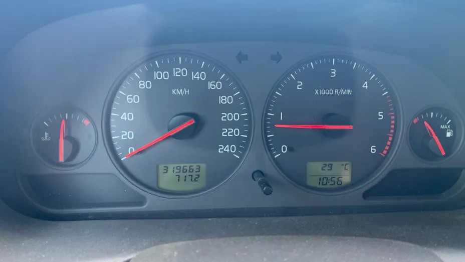 VOLVO V40 V40 1.9D