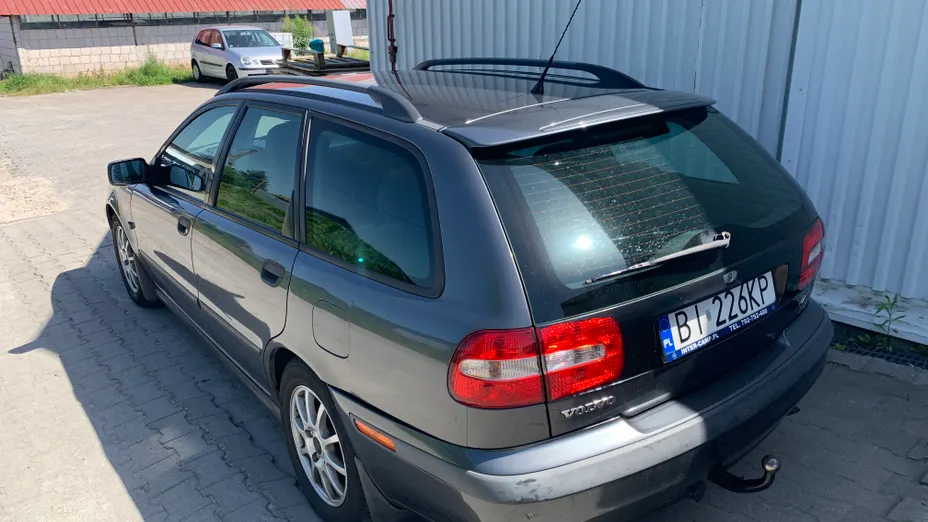 VOLVO V40 V40 1.9D