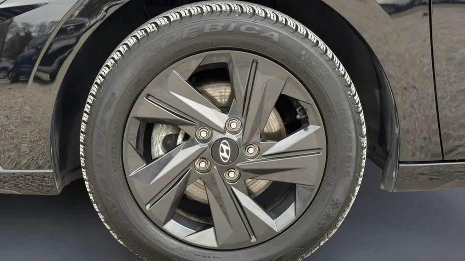 HYUNDAI Elantra Elantra 1.6 Smart CVT