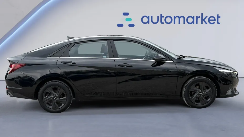 HYUNDAI Elantra Elantra 1.6 Smart CVT