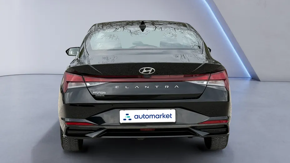 HYUNDAI Elantra Elantra 1.6 Smart CVT