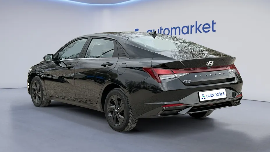 HYUNDAI Elantra Elantra 1.6 Smart CVT