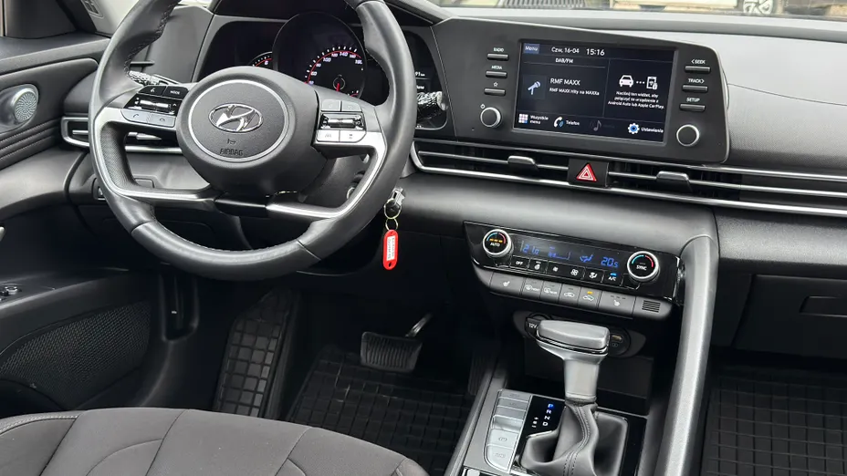 HYUNDAI Elantra Elantra 1.6 Smart CVT