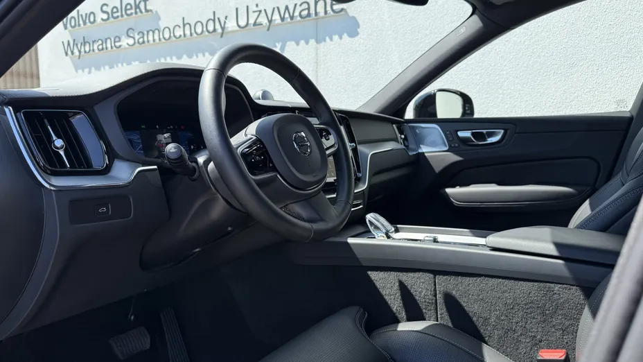 VOLVO XC60 XC60 B5 B AWD Ultra Black Edition aut