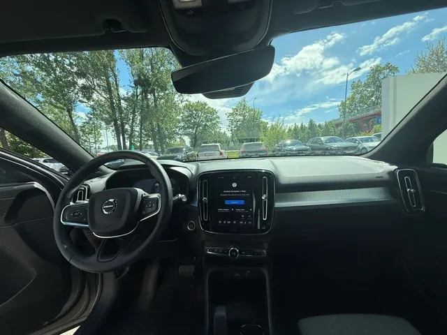 VOLVO XC40 XC40 B3 Plus Dark aut