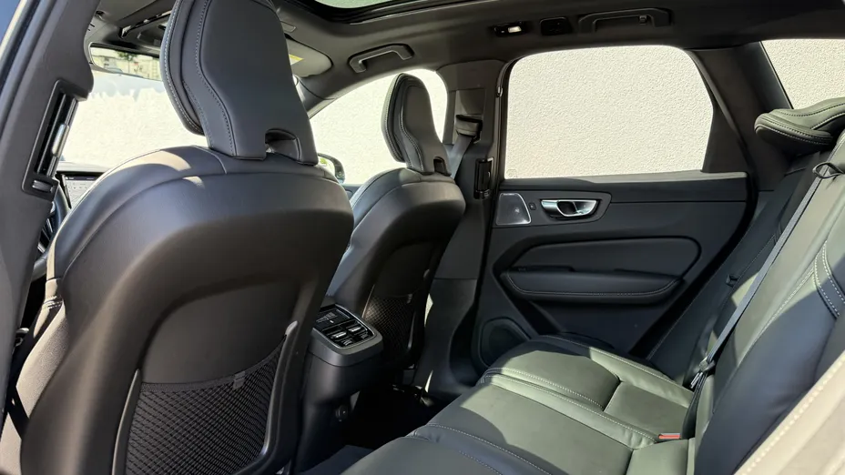VOLVO XC60 XC60 B5 B AWD Ultra Black Edition aut
