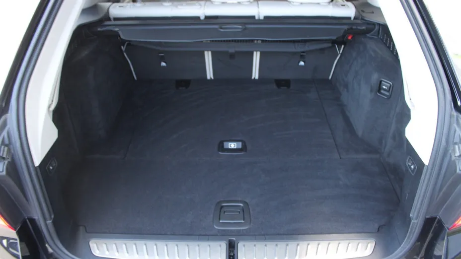 BMW Seria 5 530i xDrive GPF Luxury Line aut