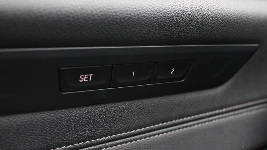 BMW Seria 5 530e xDrive M Sport sport-aut