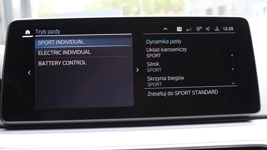 BMW Seria 5 530e xDrive M Sport sport-aut