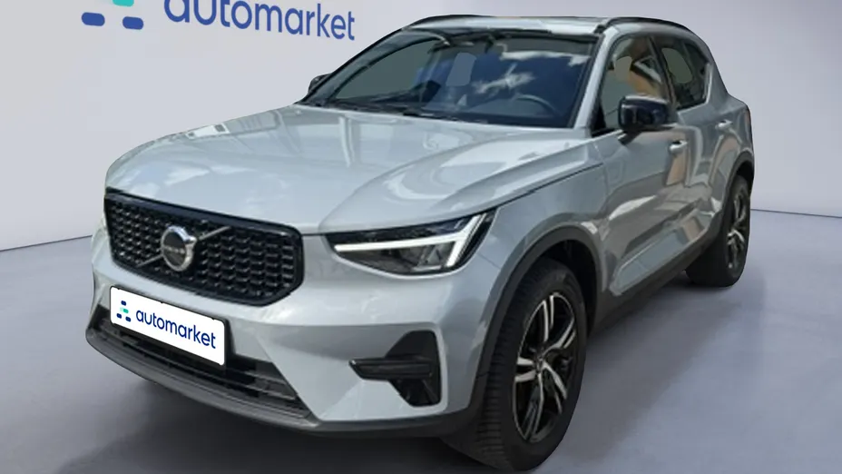 VOLVO XC40 XC40 B3 Plus Dark aut