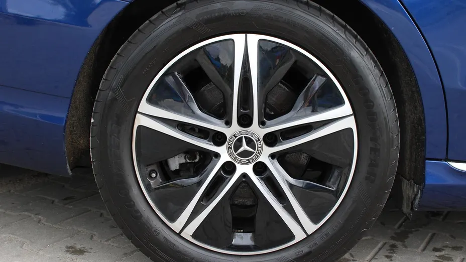 MERCEDES-BENZ C Klasa C 220 d 9G-TRONIC