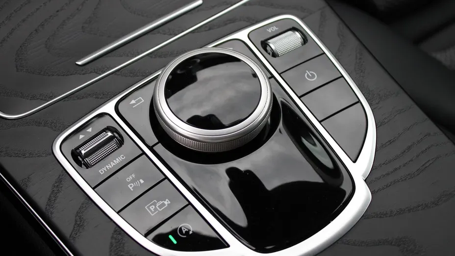 MERCEDES-BENZ C Klasa C 220 d 9G-TRONIC