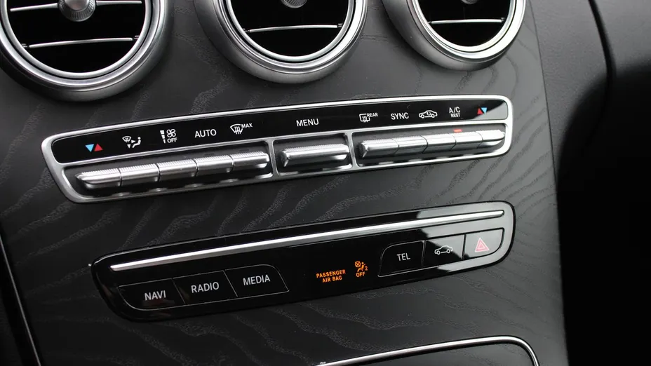 MERCEDES-BENZ C Klasa C 220 d 9G-TRONIC