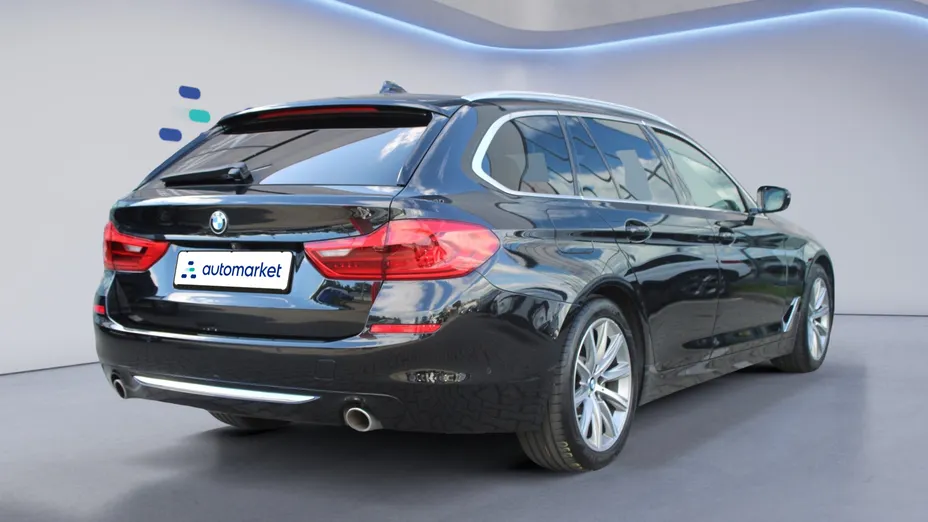 BMW Seria 5 530i xDrive GPF Luxury Line aut