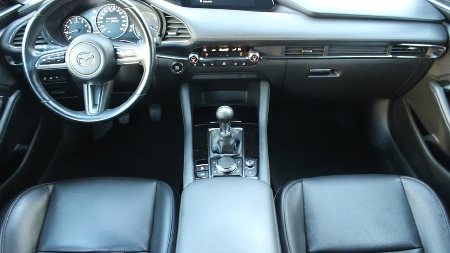 MAZDA 3 3 2.0 mHEV Hikari