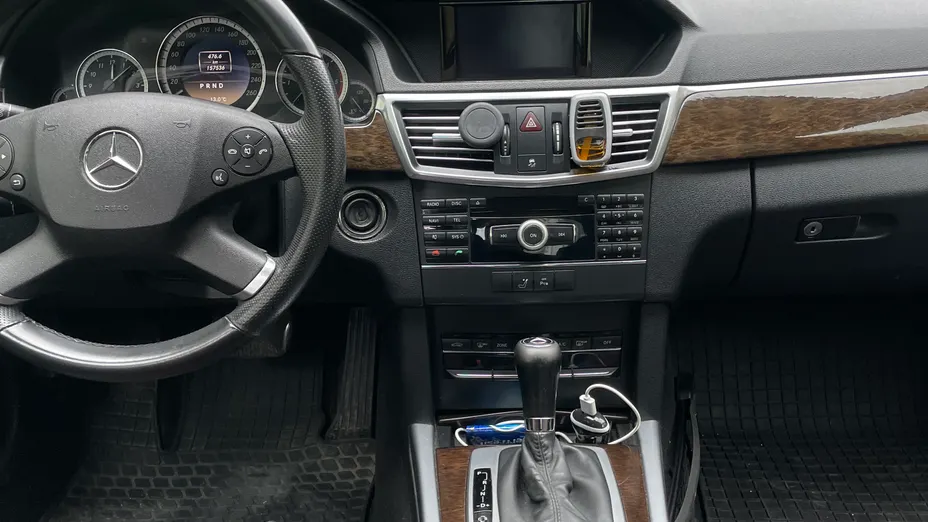 MERCEDES-BENZ E Klasa E 220 (BlueTEC) d