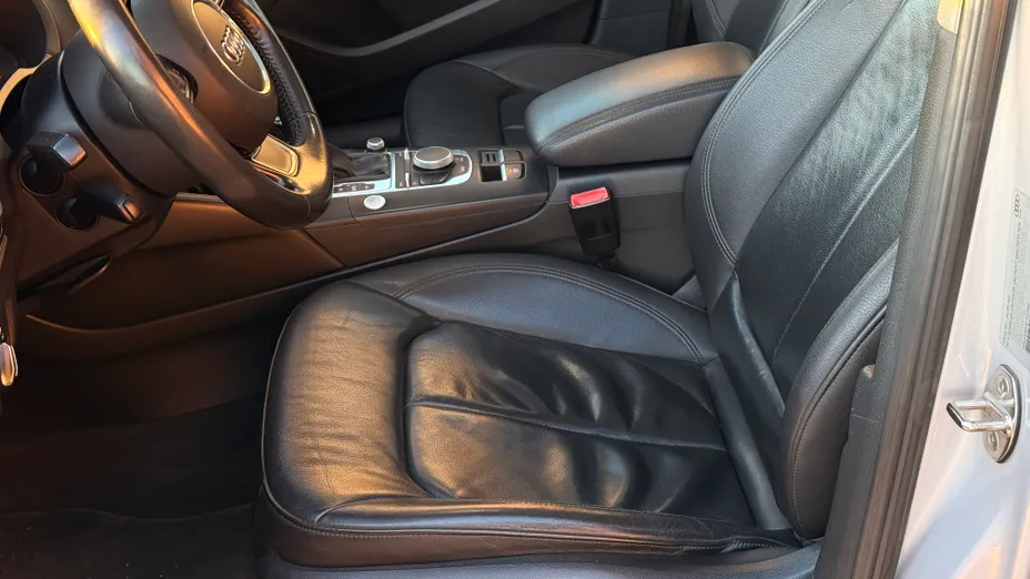 AUDI A3 A3 1.8 TFSI Attraction S tronic