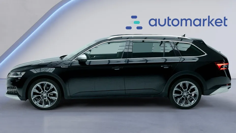 SKODA Superb Superb 2.0 TDI SCR 4x4 Scout DSG