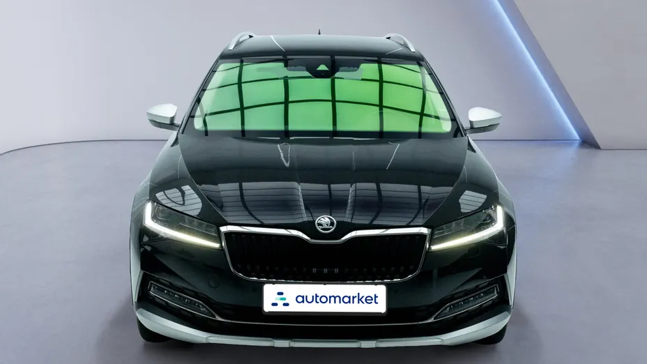 SKODA Superb Superb 2.0 TDI SCR 4x4 Scout DSG