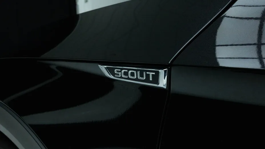 SKODA Superb Superb 2.0 TDI SCR 4x4 Scout DSG