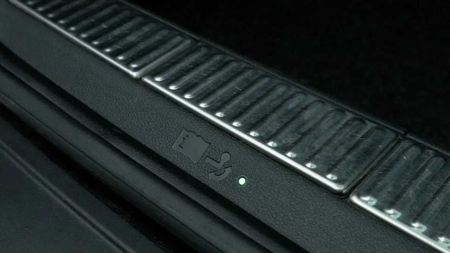 SKODA Superb Superb 2.0 TDI SCR 4x4 Scout DSG