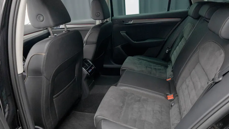 SKODA Superb Superb 2.0 TDI SCR 4x4 Scout DSG