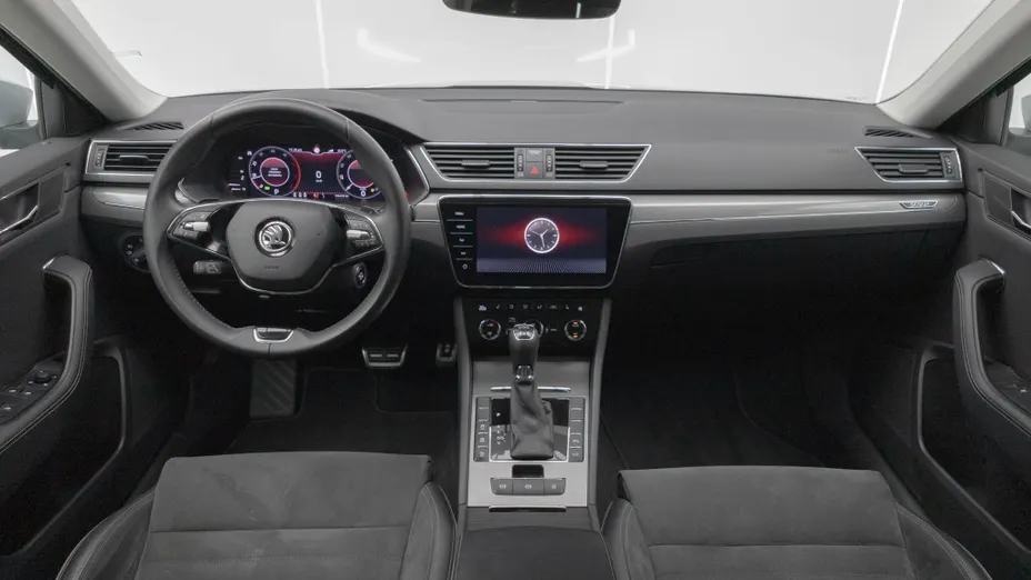 SKODA Superb Superb 2.0 TDI SCR 4x4 Scout DSG