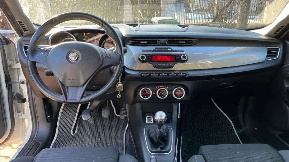 ALFA ROMEO Giulietta Giulietta 1.4 TB Distinctive