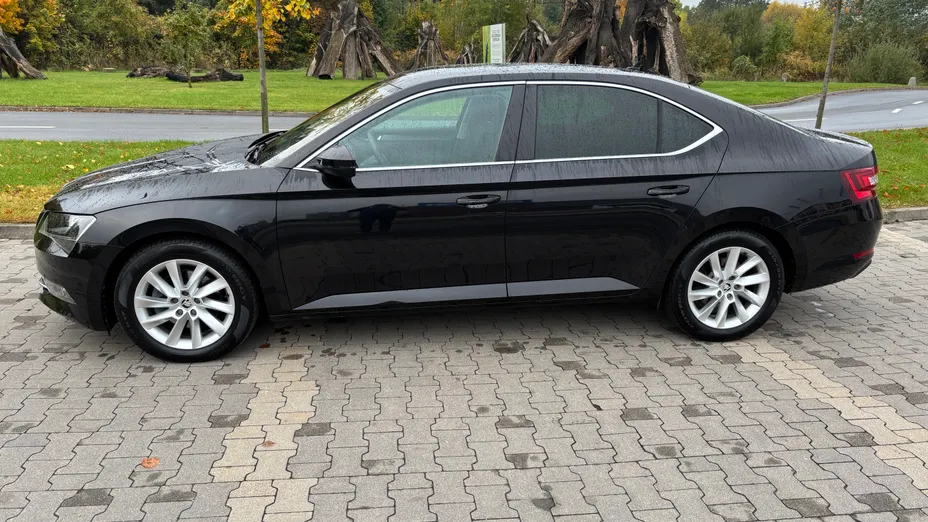 SKODA Superb Superb 1.8 TSI Style DSG
