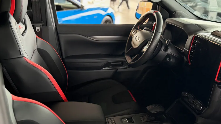 FORD Ranger Ranger 2.0 EcoBlue Bi-Turbo 4x4 DC Raptor aut Nowy