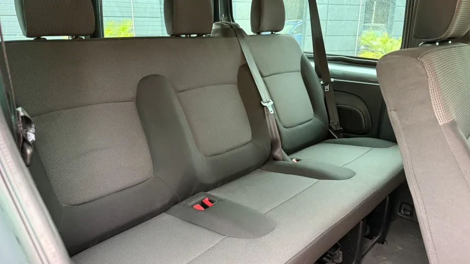RENAULT Trafic SpaceClass Trafic Grand SpaceClass 2.0 dCi Escapade