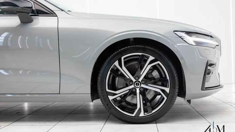 VOLVO S60 S60 B5 B AWD Ultimate Dark aut