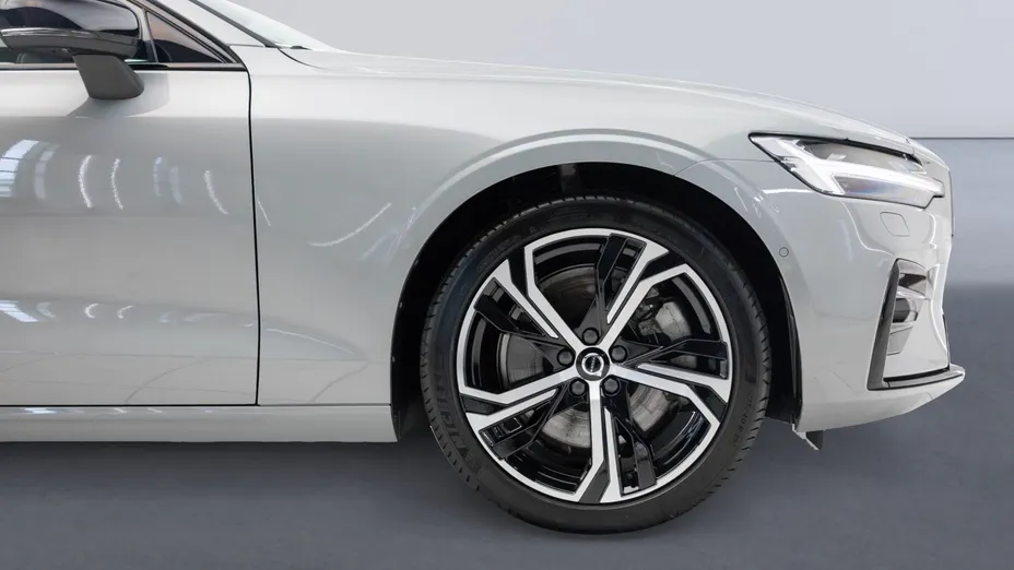 VOLVO S60 S60 B5 B AWD Ultimate Dark aut