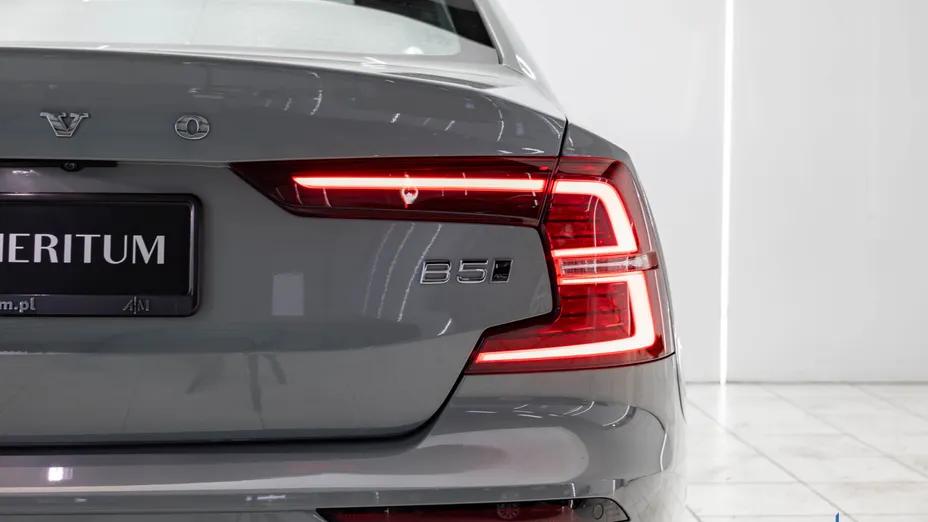 VOLVO S60 S60 B5 B AWD Ultimate Dark aut