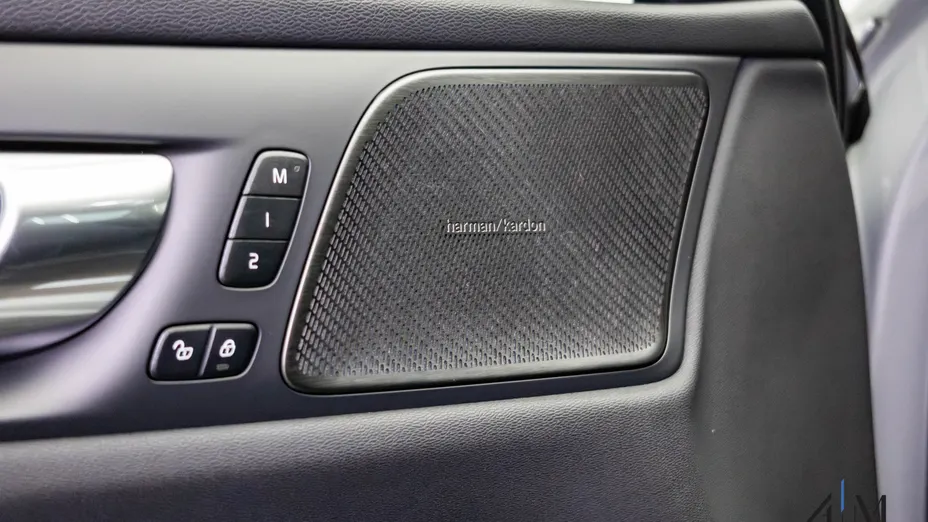 VOLVO S60 S60 B5 B AWD Ultimate Dark aut
