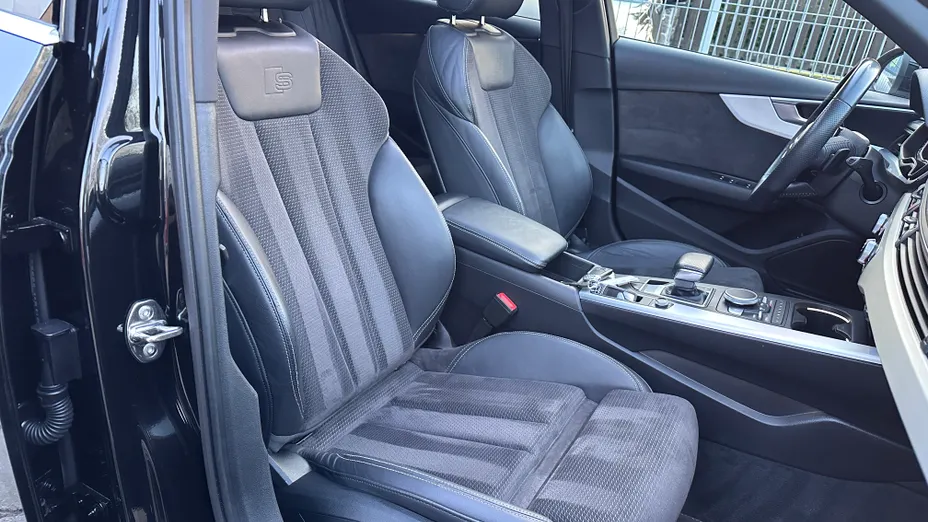 AUDI A4 A4 2.0 TDI Sport S tronic