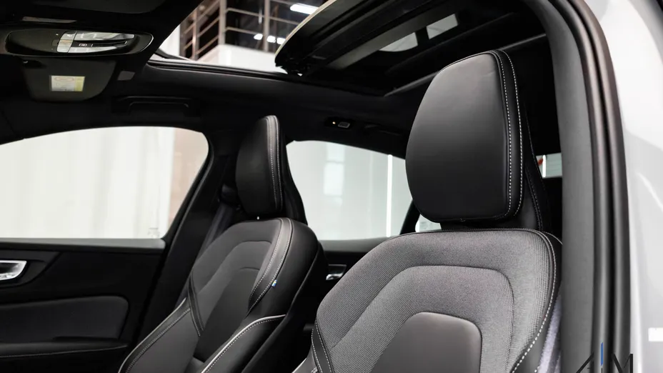 VOLVO S60 S60 B5 B AWD Ultimate Dark aut