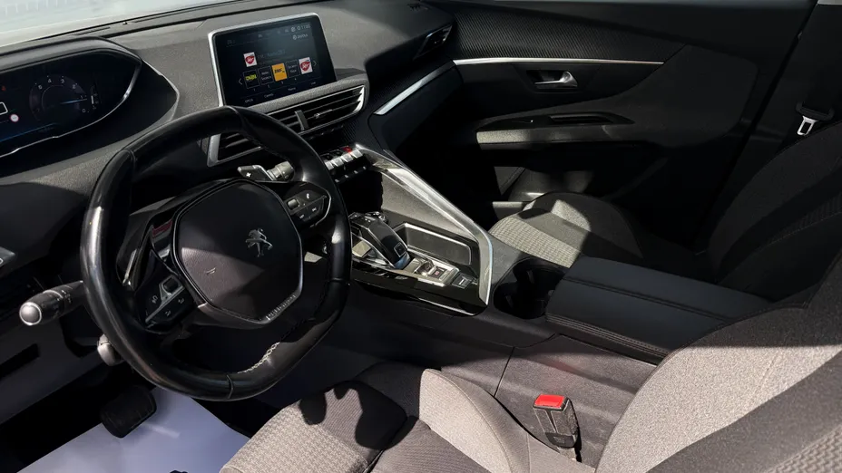 PEUGEOT 3008 3008 1.6 PureTech GPF Allure S&S EAT8