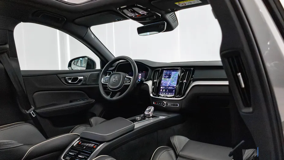 VOLVO S60 S60 B5 B AWD Ultimate Dark aut
