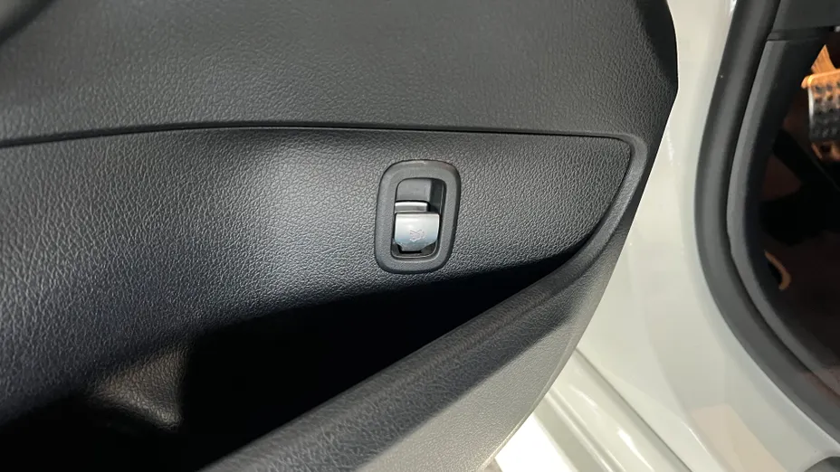 MERCEDES-BENZ C Klasa C 220 d 9G-TRONIC