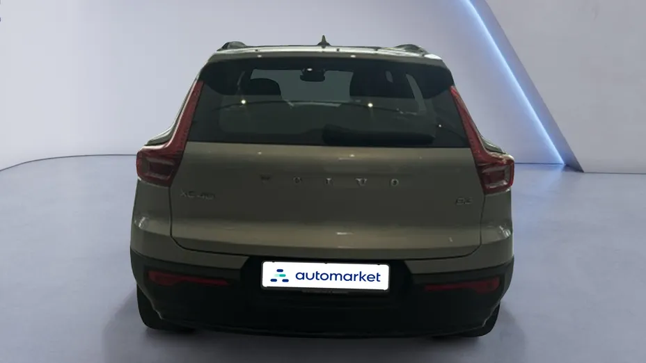 VOLVO XC40 XC40 B3 Plus Dark aut