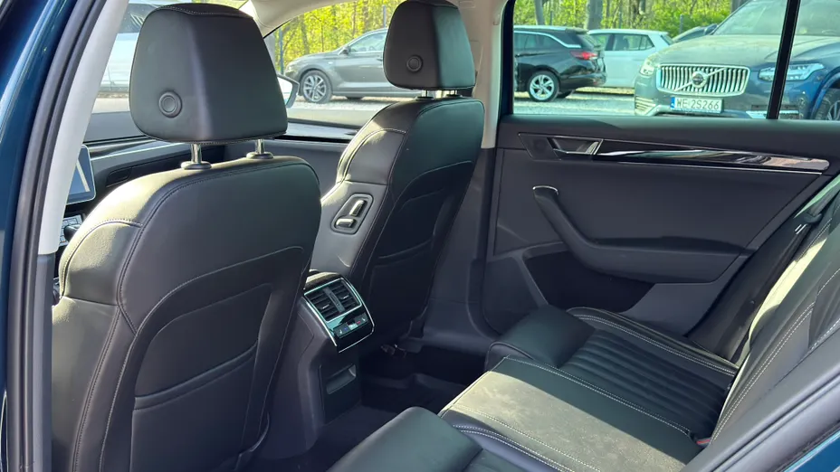 SKODA Superb Superb 2.0 TDI SCR L&K DSG