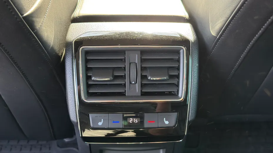 SKODA Superb Superb 2.0 TDI SCR L&K DSG