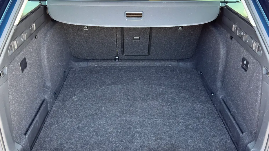 SKODA Superb Superb 2.0 TDI SCR L&K DSG