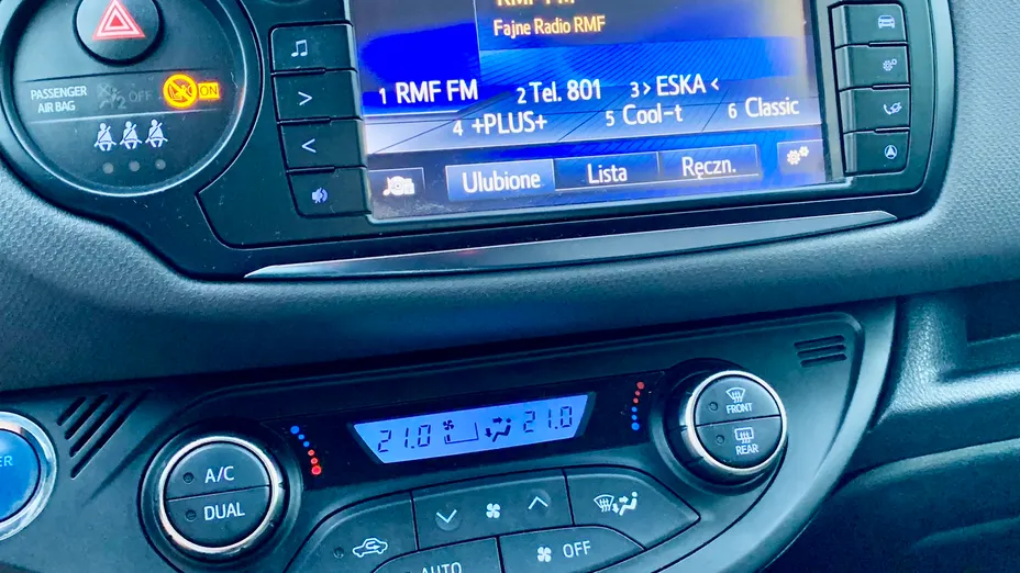 TOYOTA Yaris Yaris Hybrid 1.5 Executive