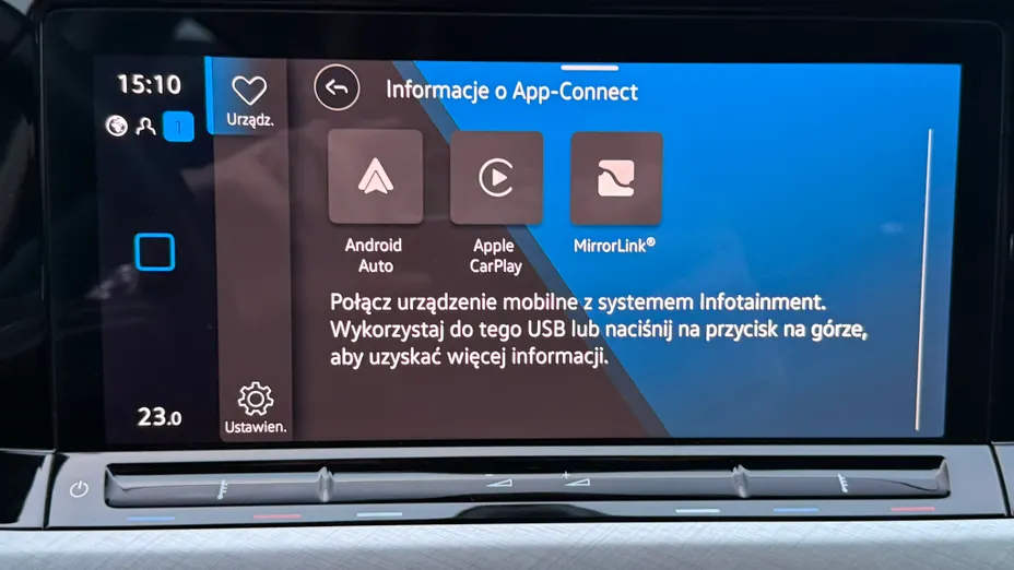 VOLKSWAGEN Golf Golf VIII 1.0 TSI Life